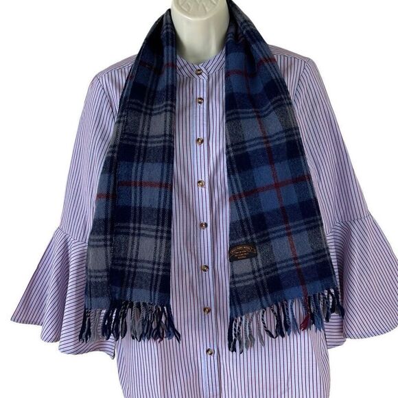 Vintage Plaid 100% Wool Blue and Red Scarf - Picture 2 of 3